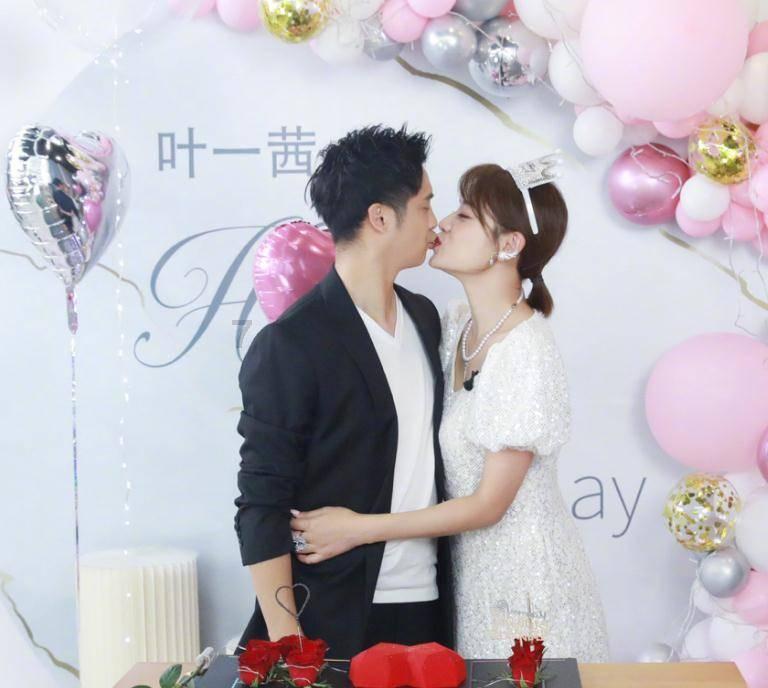 时尚可爱的准妈妈